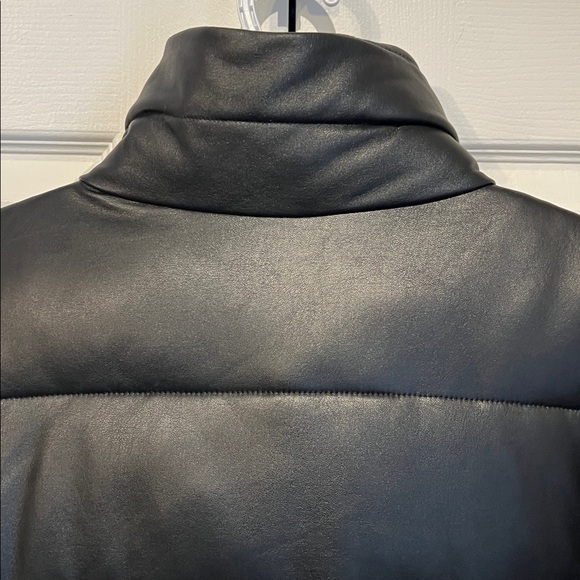 7 for All Mankind Black Vegan Leather Cropped Puffer Jacket Size S - Picture 7 of 12